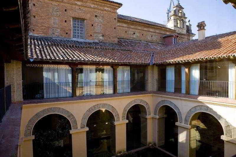 Hospederia Valle Del Ambroz Hervas Exterior photo